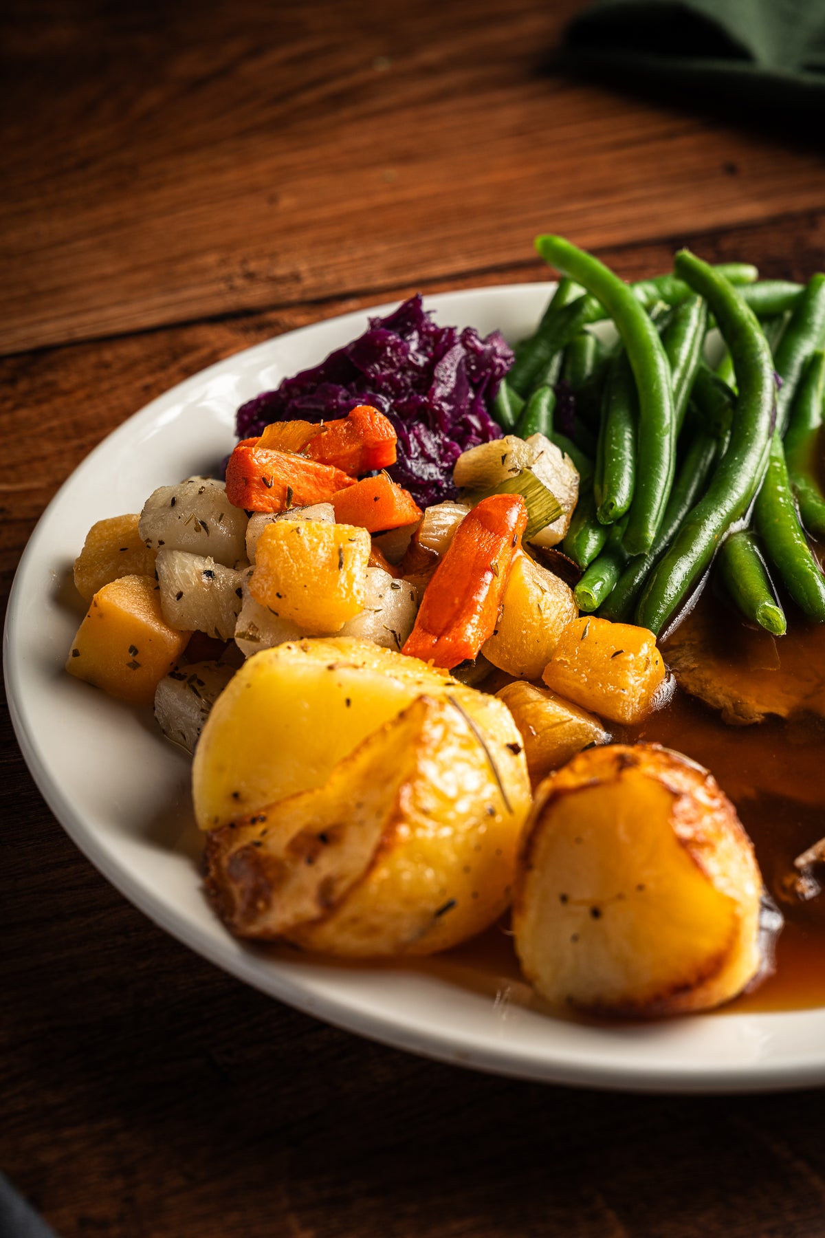 Roast lamb in mint gravy